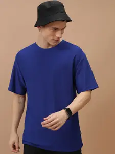 HIGHLANDER Round Neck Drop-Shoulder Sleeves Oversized Popcorn structured T-shirt