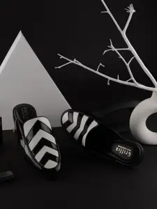 GRIFFIN Men Colourblocked Latex Lined Leather Mules