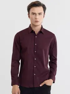 Snitch Classic Slim Fit Spread Collar Long Sleeve Cotton Casual Shirt