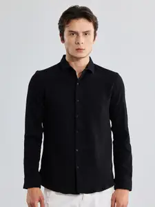 Snitch Black Classic Slim Fit Self Design Cotton Casual Shirt
