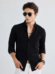 Snitch Black Classic Slim Fit Self Design Cotton Casual Shirt