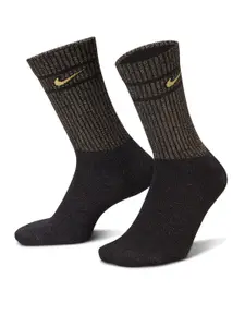 Nike Men Striped Crew-Length Socks