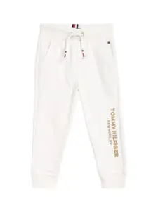 Tommy Hilfiger Boys Mid Rise Regular Fit Cotton Joggers