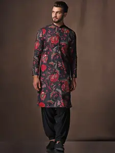 KISAH Men Black Floral Printed Mandarin Collar Regular Kurta With Patiala Set