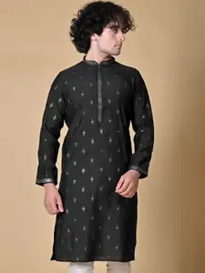 MAAHI FABS Floral Embroidered Mandarin Collar Silk Kurta