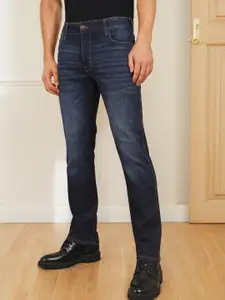 Wrangler Men Millard Straight Fit Light Fade Cotton Clean Look Jeans