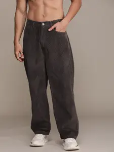 Roadster Men High-Rise Pure Cotton Trousers