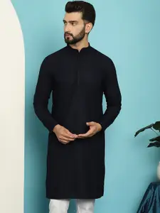 SOJANYA Checked Embroiderd Cotton Straight Kurta