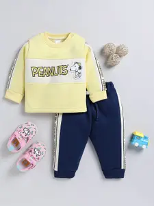 Moms Love Infant Girls Peanuts Printed T Shirt With Trousers