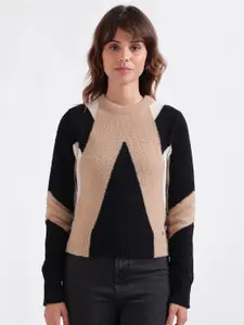 Iconic Colourblocked Pullover