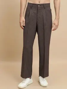 HIGHLANDER Men Mid-Rise Slim Fit Pleated Trousers