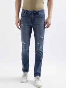 LINDBERGH Men Slim Fit Mildly Distressed Heavy Fade Jeans