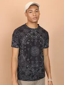 HIGHLANDER Graphic Printed Slim Fit T-shirt