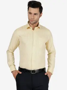 Greenfibre Slim Fit Vertical Stripes Spread Collar Long Sleeves Formal Shirt