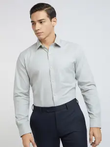 Raymond Pure Cotton Self Design Slim Fit Textured Formal Shirt