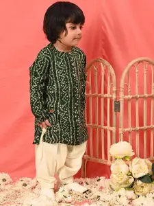 VASTRAMAY Boys Bandhani Printed Band Collar Straight Kurta With Patiala