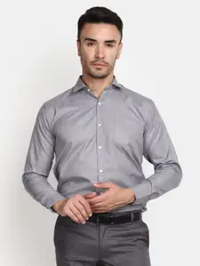 V-Mart Spread Collar Opaque Cotton Formal Shirt