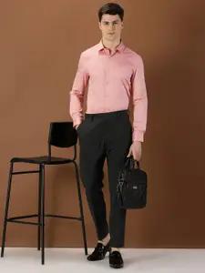 INVICTUS Original Slim Fit Opaque Formal Shirt