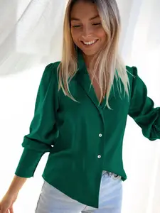 StyleCast Green Skinny Fit Spread Collar Long Sleeves Casual Shirt