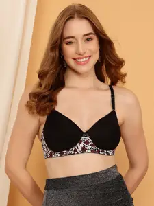 Clovia Floral Printed Full Coverage Lightly Padded T-shirt Bra With All Day Comfort
