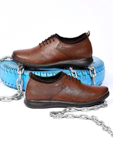 Buckaroo Men Textured Leather Derbys