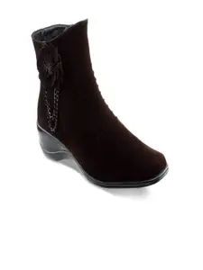 SHUZ TOUCH Women Mid-Top Wedge Boots