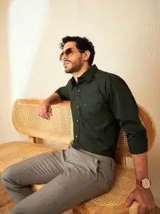 DENNISON Smart Spread Collar Cotton Formal Shirt