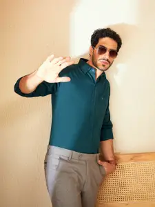 DENNISON Smart Spread Collar Cotton Formal Shirt