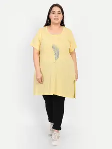 CUPID Plus Size Feather Printed Longline Top