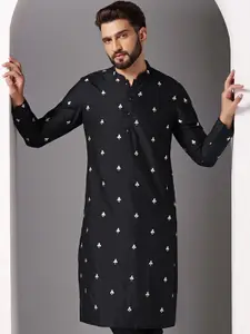 KISAH Men Embroidered Regular Fit Abstract Print Kurta