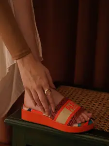 HASTEN Printed Flatform Heels