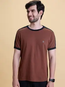 Gloot Drop-Shoulder Sleeves Cotton T-shirt