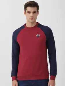 PETER ENGLAND UNIVERSITY Men Maroon Sweatshirt