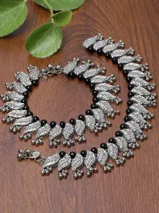 KARATCART Set Of 2 Silver Plated & Kundan Studded Anklet