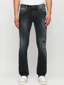 Pepe Jeans Men Black Slim Fit Highly Distressed Stretchable Jeans