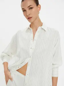 Koton Vertical Striped Spread Collar Casual Shirt
