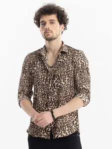 Snitch Brown & Beige Animal Printed Classic Slim Fit Opaque Casual Shirt