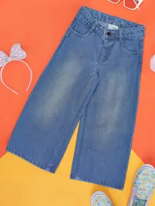 Pantaloons Junior Girls Blue Clean Look Light Fade Cotton Jeans