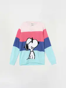 Fame Forever by Lifestyle Girls Snoopy Printed Acrylic Pullover
