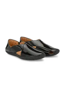 Vellinto Men Classy Lightweight Mojaris With Laser Cuts