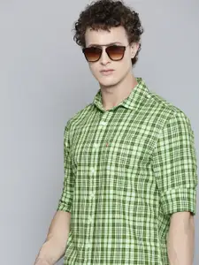 Levis Slim Fit Checked Pure Cotton Casual Shirt