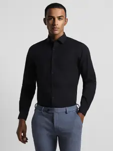 Peter England Men Black Slim Fit Opaque Formal Shirt