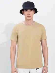 Snitch Camel Brown Round Neck T-Shirt