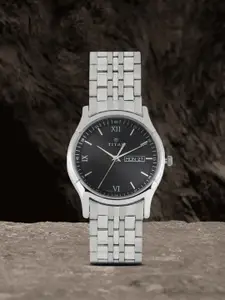 Titan Men Black Dial Watch 1636SM01