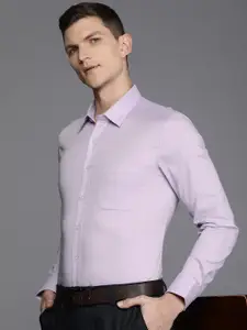 Louis Philippe Solid Slim Fit Formal Shirt