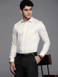 Louis Philippe Solid Slim Fit Formal Shirt