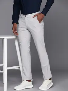 Louis Philippe Ath.Work Men Checked Tapered Fit Low-Rise Chinos Trousers