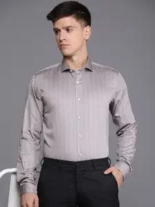 Louis Philippe Ath.Work Super Slim Fit Opaque Striped Pure Cotton Formal Shirt