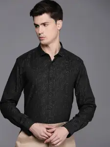 Louis Philippe Ath.Work Super Slim Fit Typography Printed Semiformal Shirt