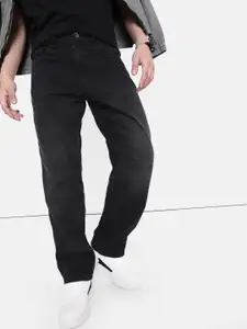 The Roadster Lifestyle Co. Men Pure Cotton Straight Fit Jeans